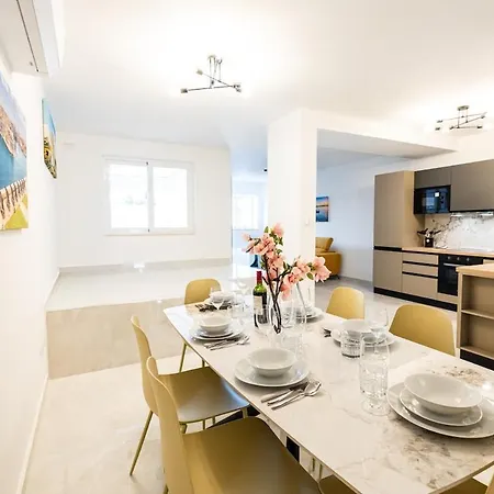 아파트 Modern 3-bed Maisonette&backyard In St Pauls Bay