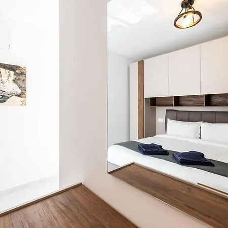 Modern 3-bed Maisonette&backyard In St Pauls Bay 세인트폴스베이